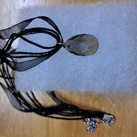 Little Black Dress Crystal Teardrop Necklace - Picture 5 of 6